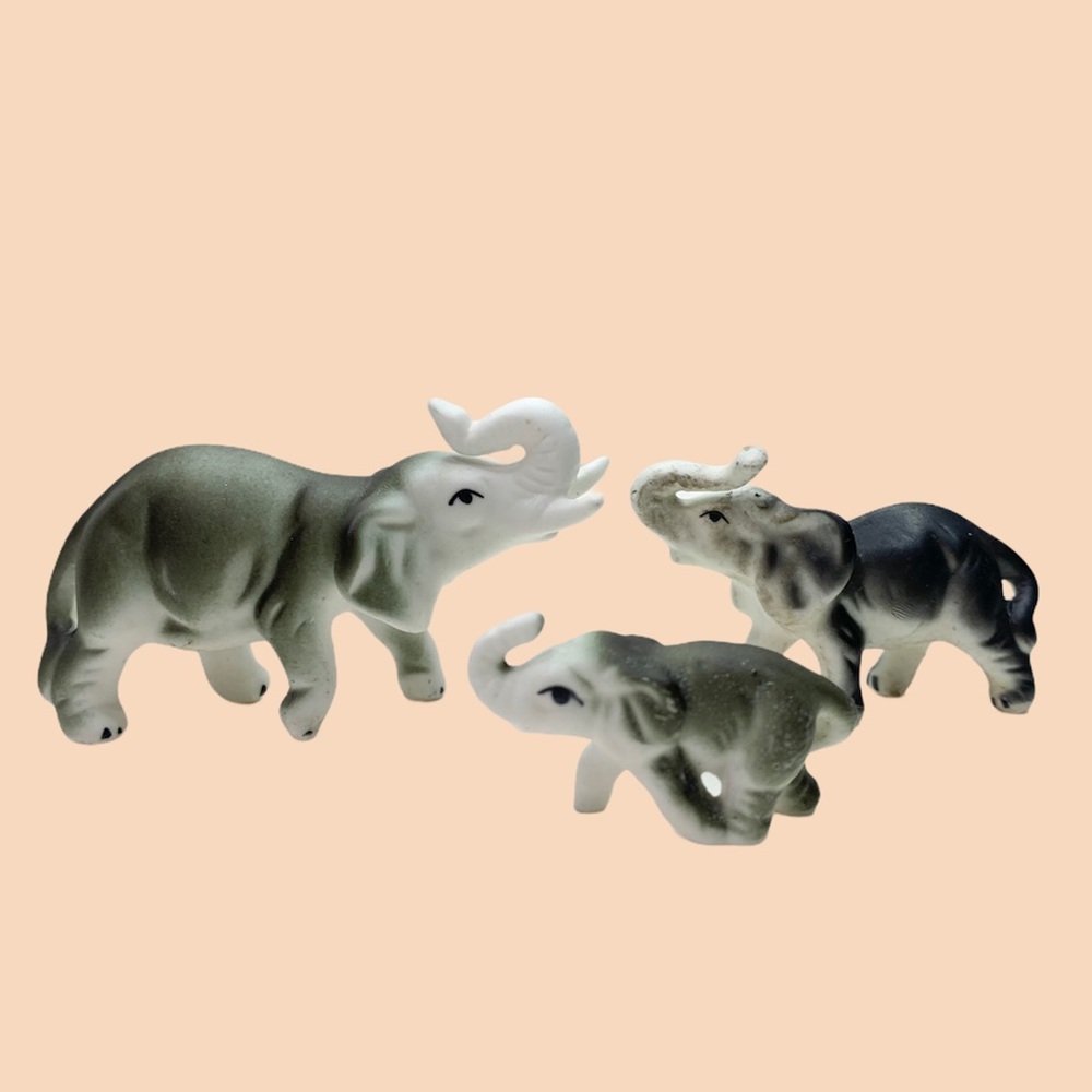 Tiny  Elephants